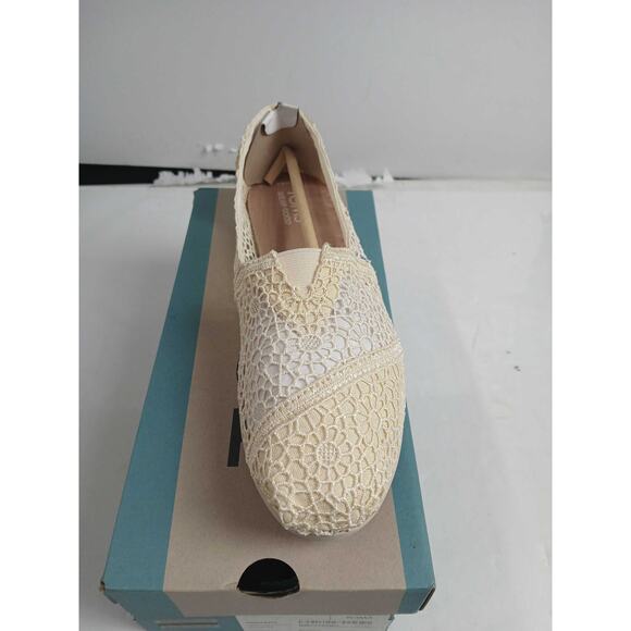 NWT TOMS Women's Alpargata Crochet Slip-On-Size 6.5